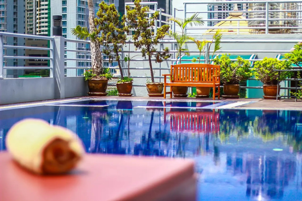 Away Bangkok Sukhumvit