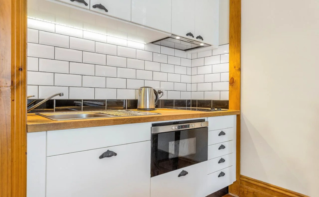 Captains Retreat Apartments and Cottages