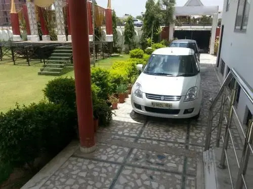 Mahaveer Kunj