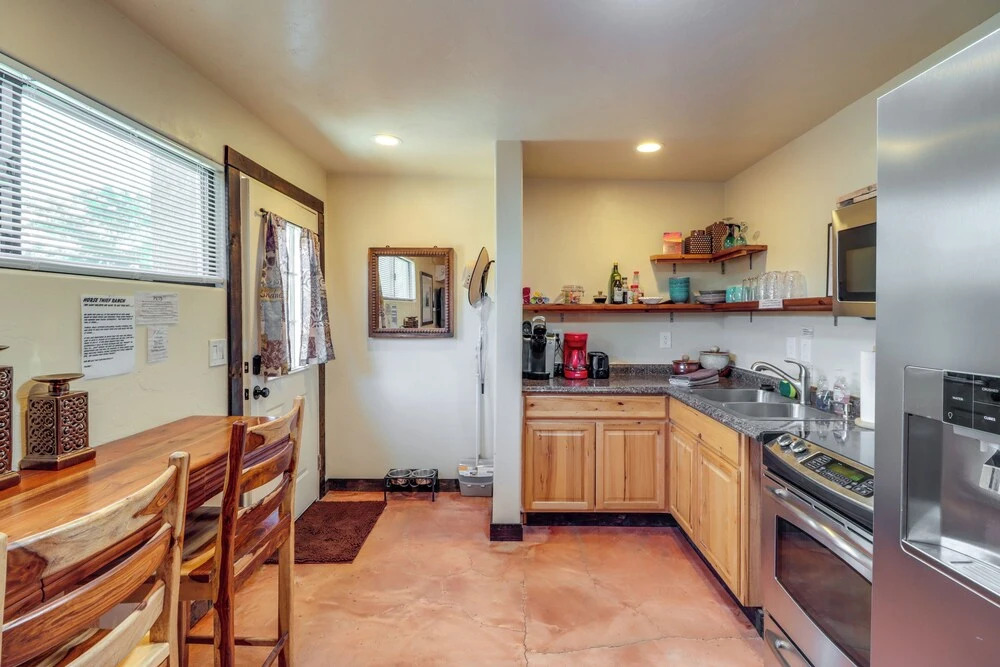 Pet-friendly Tucson Casita: Shared Hot Tub & Patio