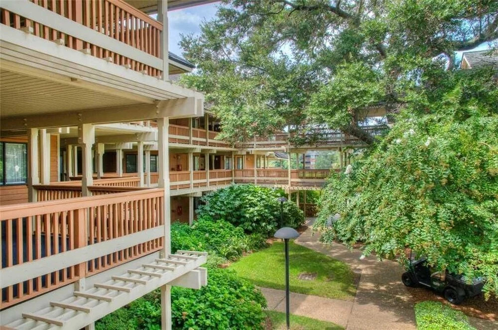 Professionally Cleaned & Sanitized 2nd Floor Villa