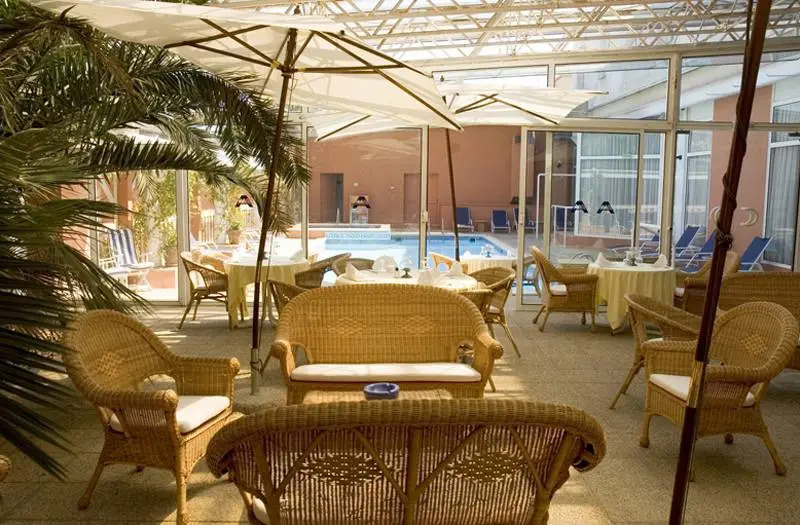 Hôtel Arles Plaza