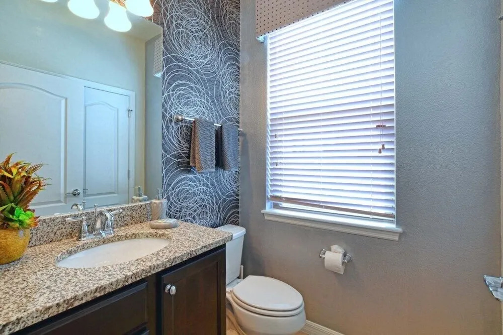 Windsor at Westside-6 Bedrooms House W/pool-3700ww Home