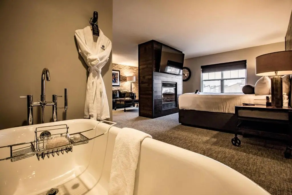Ironworks Hotel