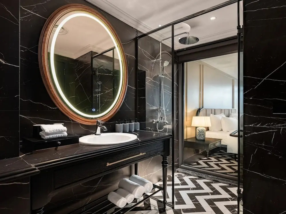 T Boutique Hotel