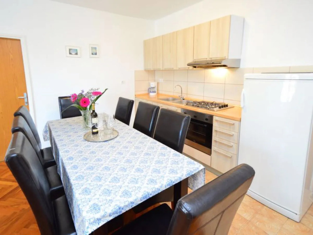 Apartment Rina Paros 41123