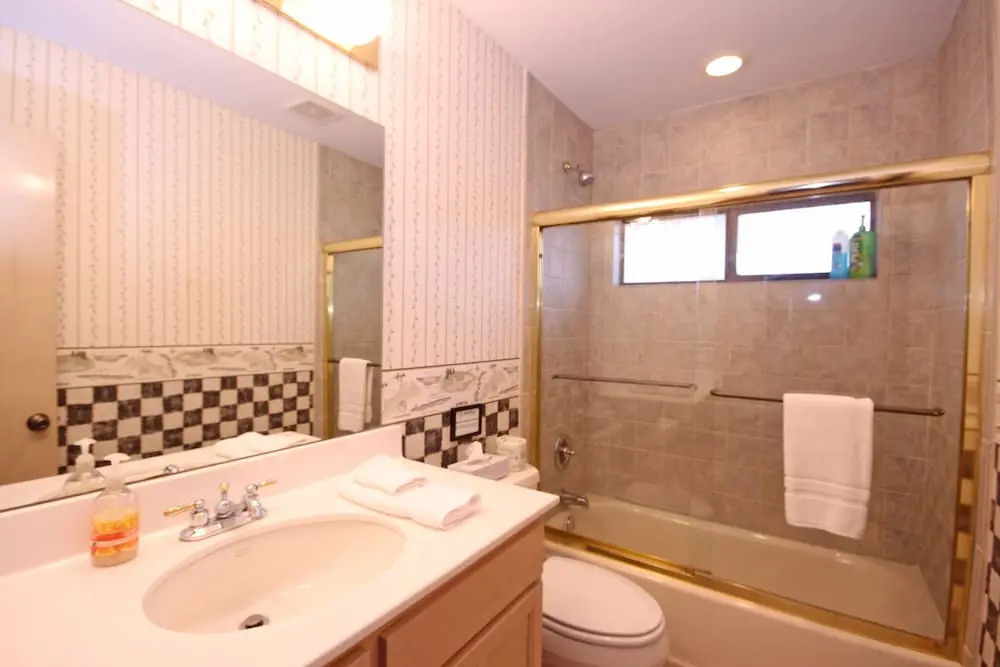 Jacks River Haus and Studio Apartment Combo 144412 by RedAwning