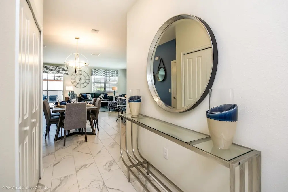 8917stin New Luxury Furnished 5 Bedroom 4 Bathroom