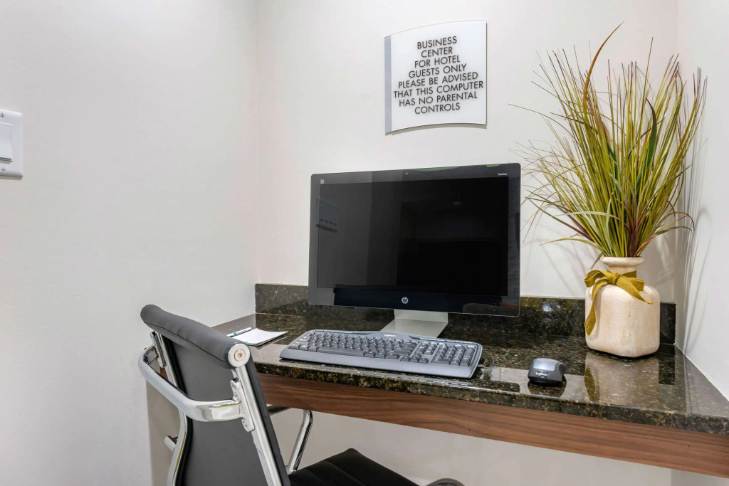 Quality Inn and Suites Palatka Riverfront