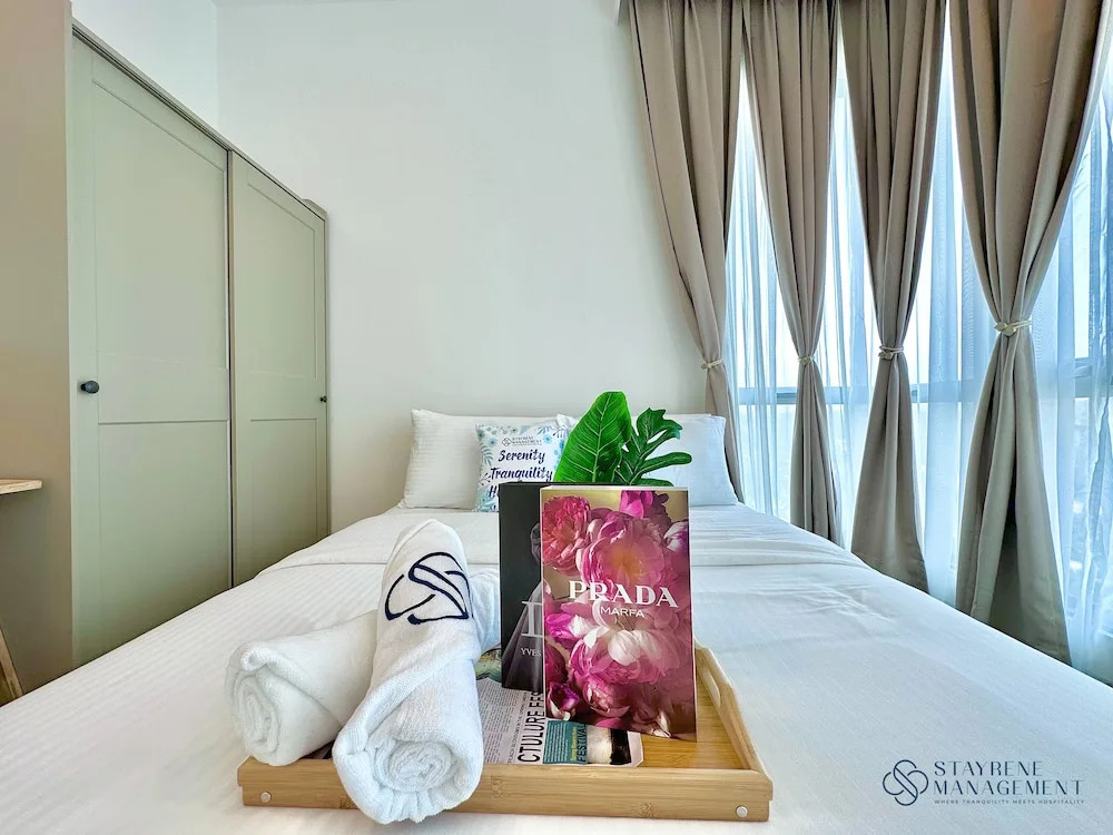 SKS Pavillion Residences - High Floor with Singapore View