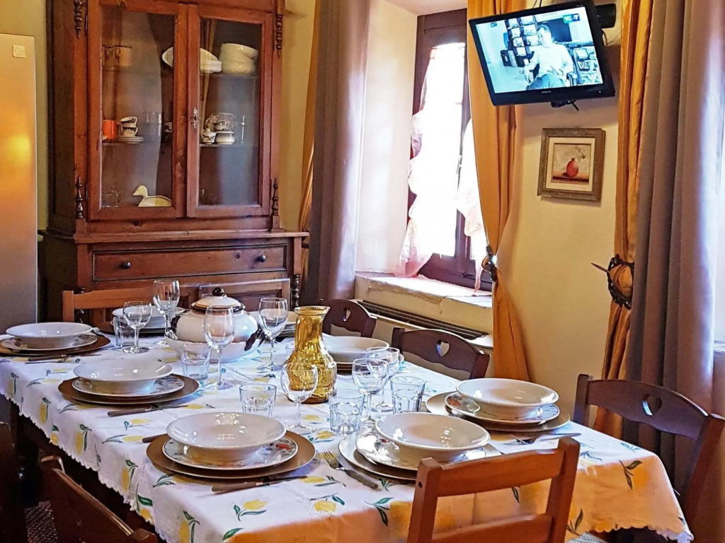 Exquisite Holiday Home in Pistoia With Swimming Pool