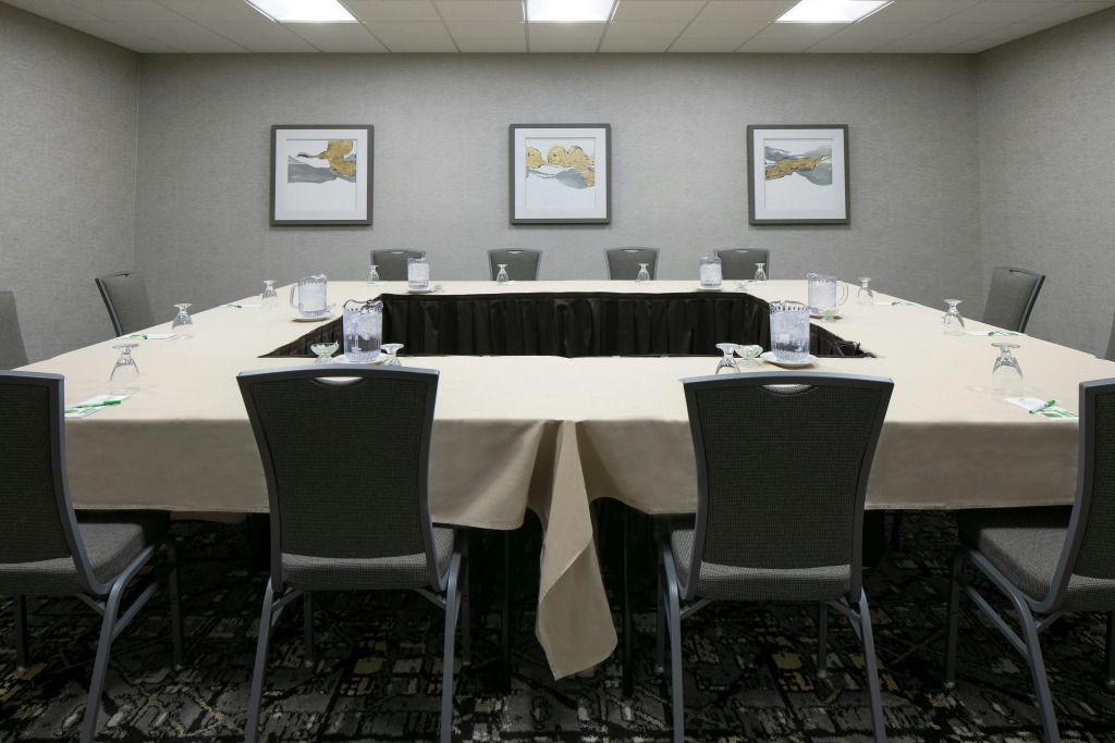 Holiday Inn Hotel & Suites Des Moines-Northwest by IHG