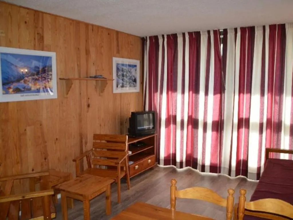 Appartement Les Menuires, 2 pièces, 6 personnes - FR-1-452-206
