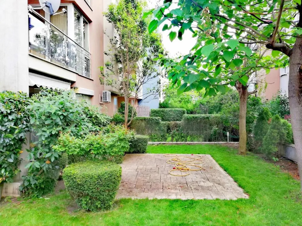 Sineva Del Sol Apartments