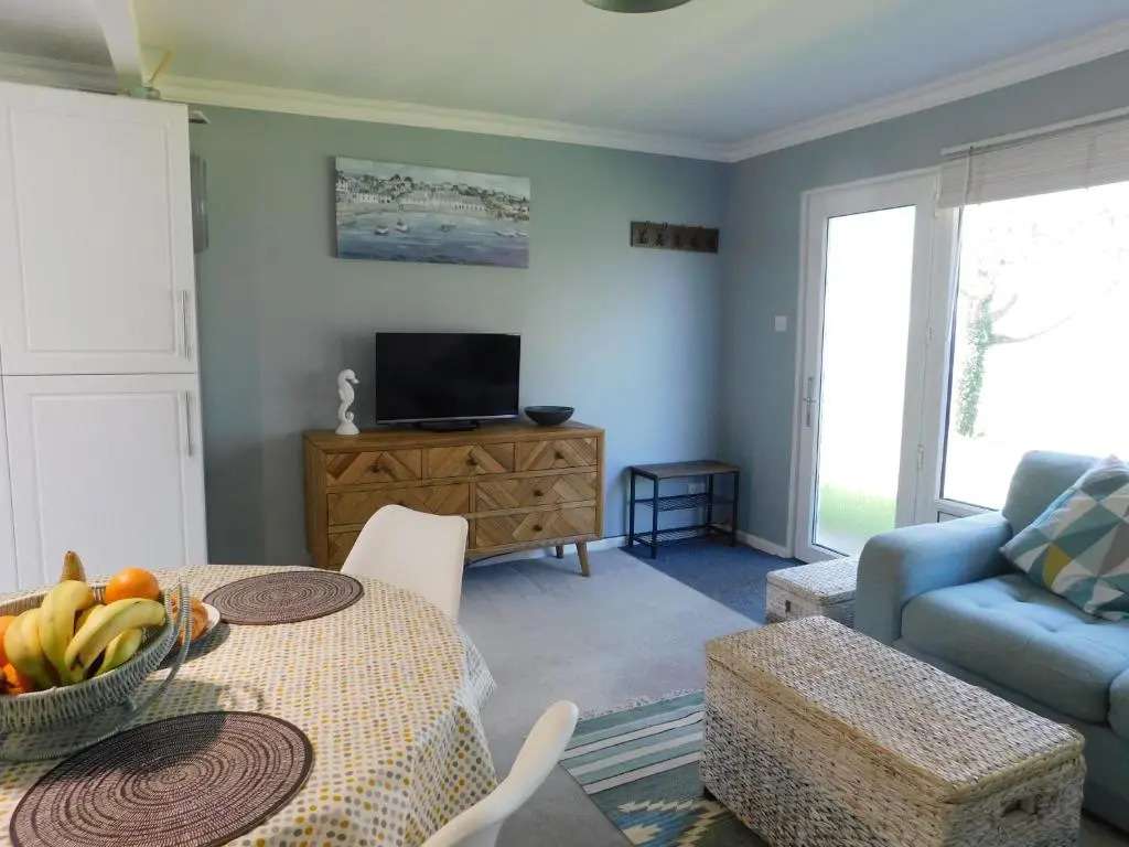 238 Norton Park, Dartmouth 2 bed holiday home with free parking