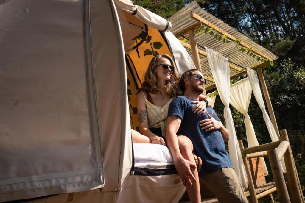 Levit Glamping - Hotel Frente al Embalse Guatapé Peñol
