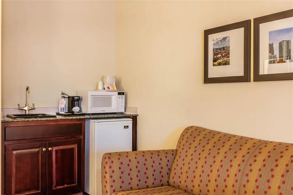 Comfort Inn and Suites