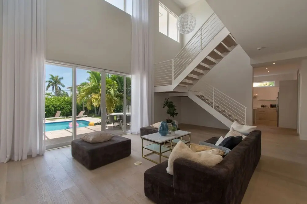 Luxurious Beach Retreat w/ Heated Pool&basketball