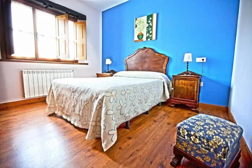 Apartamentos El Picoretu