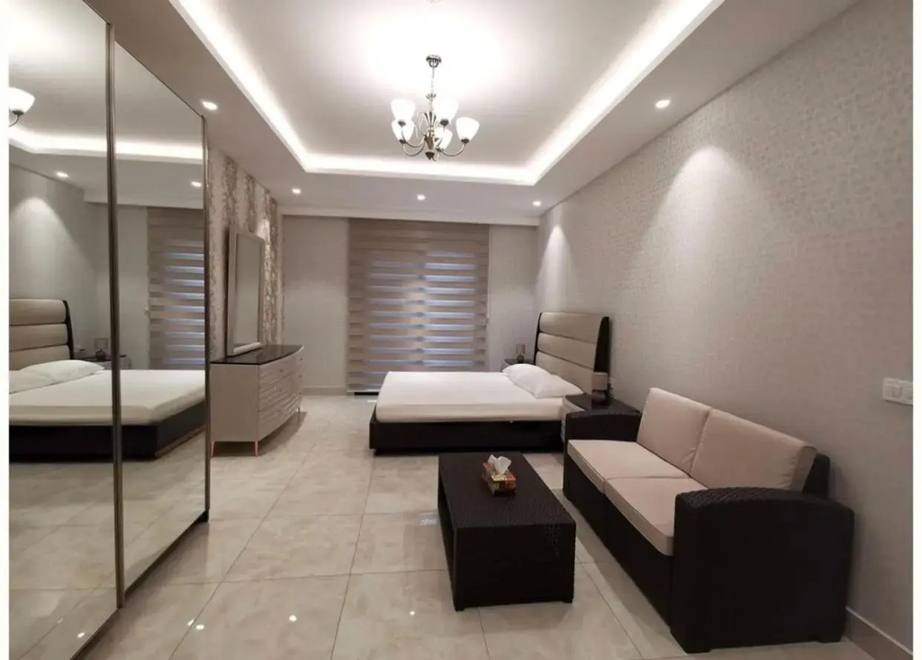 Incredible 3 Bedroom Apartment Space Available