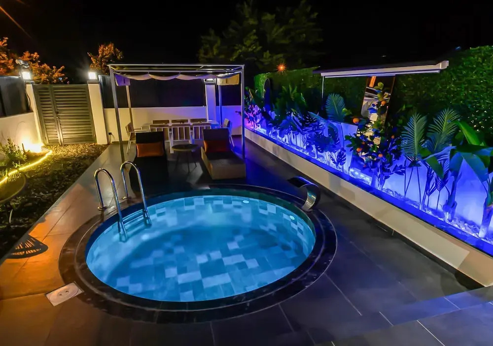 Sunshine Villa