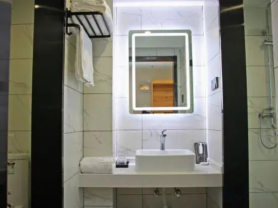 Xuzhou Yunjing Hotel (Normal College Tongshan Wanda Branch)