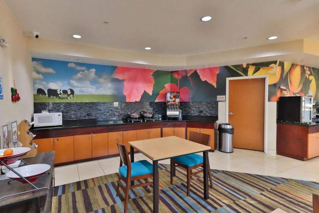 Comfort Inn & Suites Houston North - Spring