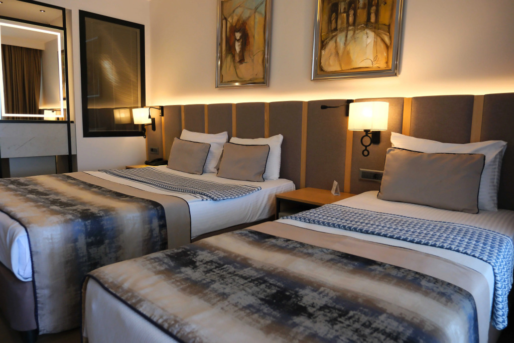 Sunthalia Hotels & Resorts Ultra All Inclusive Adults Only Party Hotel