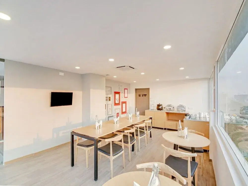 OYO Townhouse 88 Manyata Lake View