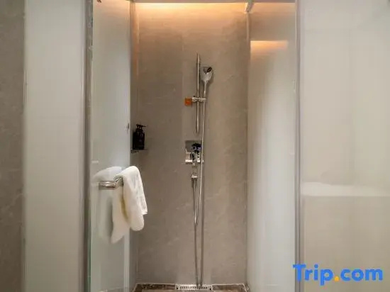 Waiting Hotel (Luoshan Road , Pudong New Area, Shanghai)