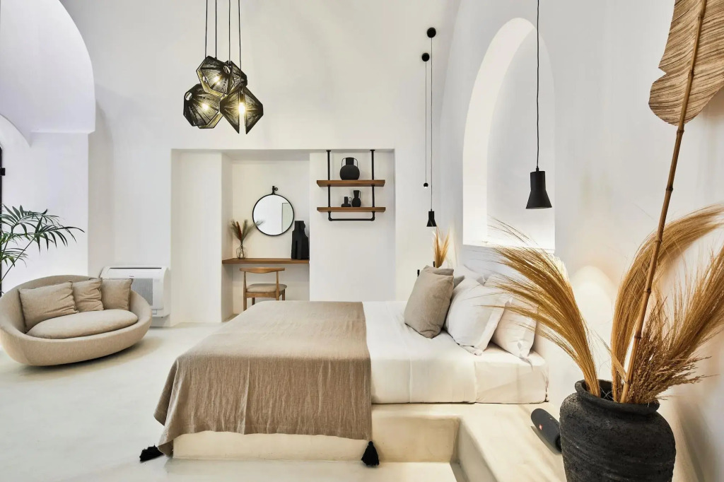 U & ME SUITES