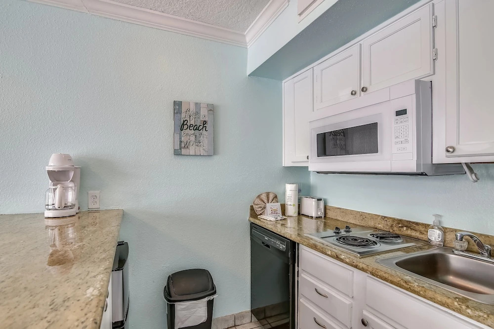 Victorian 5209-no Worries 1 Bedroom Condo