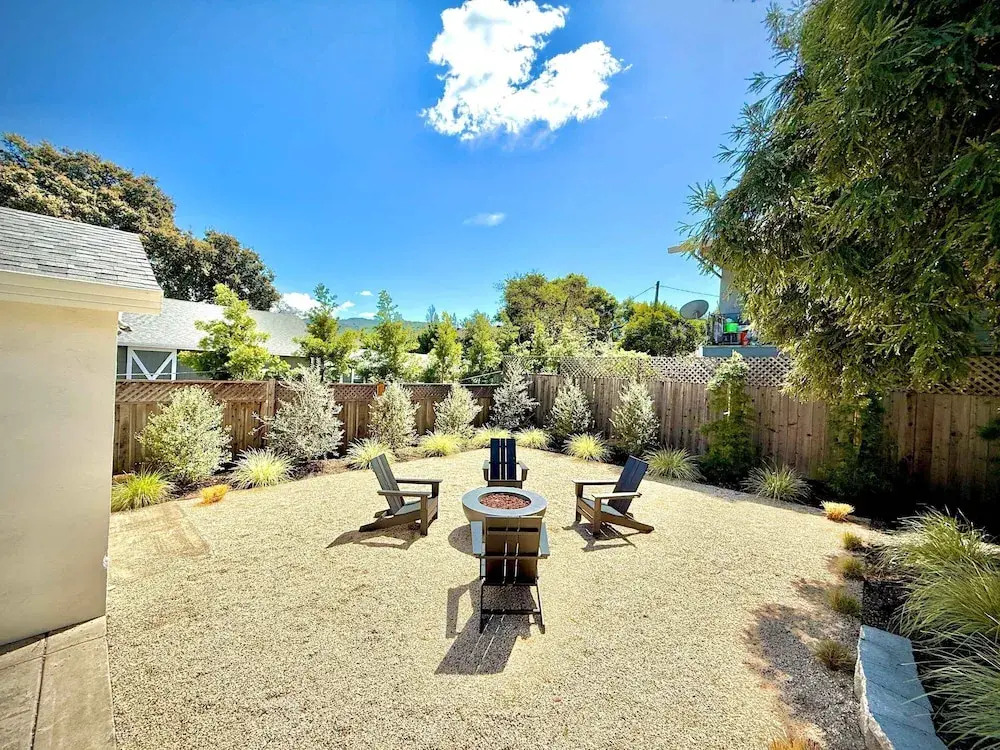 Stylish Central Napa Home With Serene Private Yard