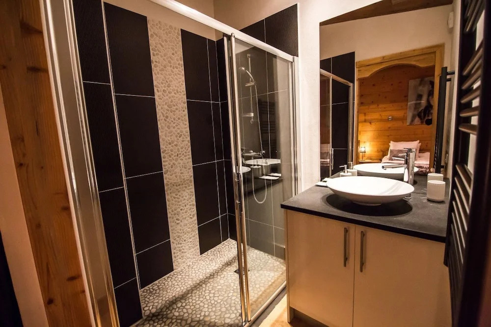 Le Savoy Luxury Private Apartment