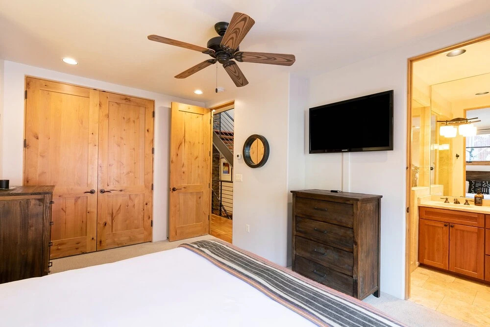 Owl Meadows 16 by AvantStay Walking Distance to Town Slopes
