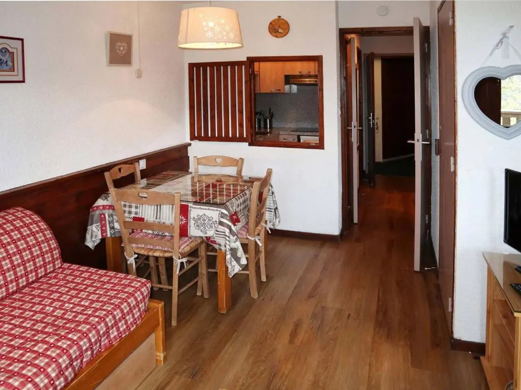 Appartement Les Orres, 1 pièce, 5 personnes - FR-1-322-474