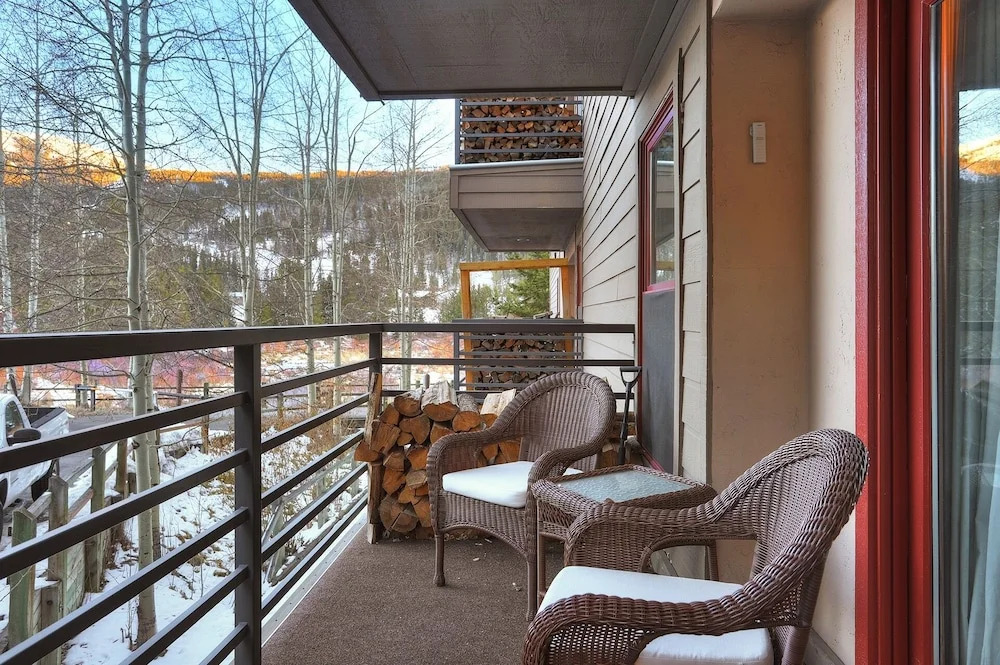 204 Snowdance Manor by RedAwning