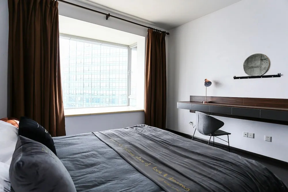 Wonderoom Design Apartment on the Bund