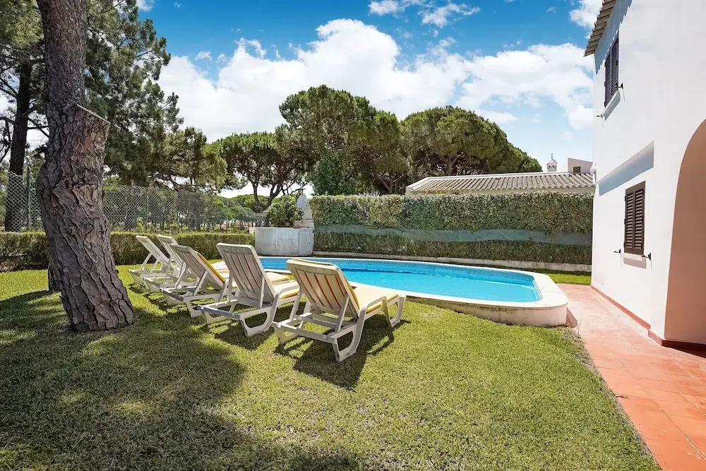 Villa in Vilamoura with Private Pool