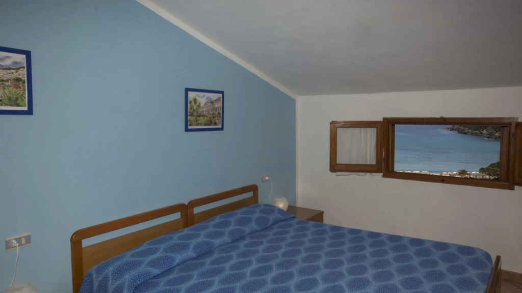 apartment 1 Fetovaia apartments, just 300 meters from the beach with amazing view and parking-FETOVAIA BILO 1