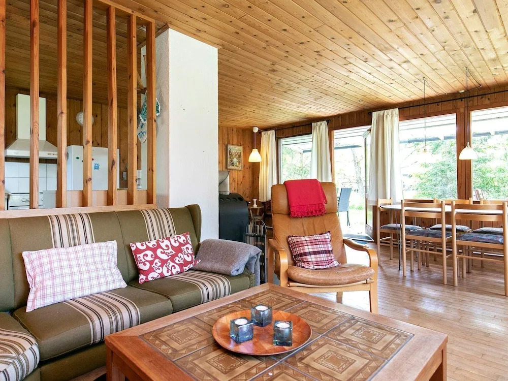 Cozy Holiday Home at Hals Jutland With Roofed Terrace