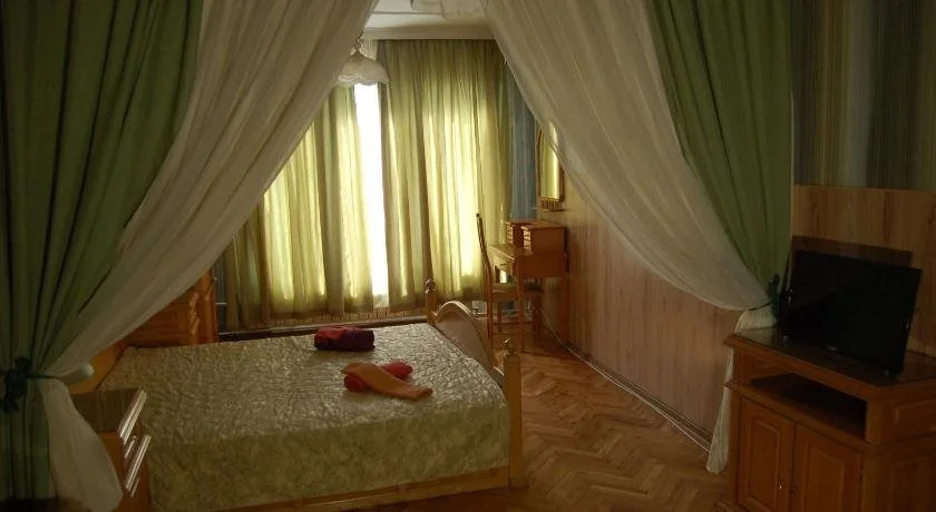 Stivan Iskar Hotel