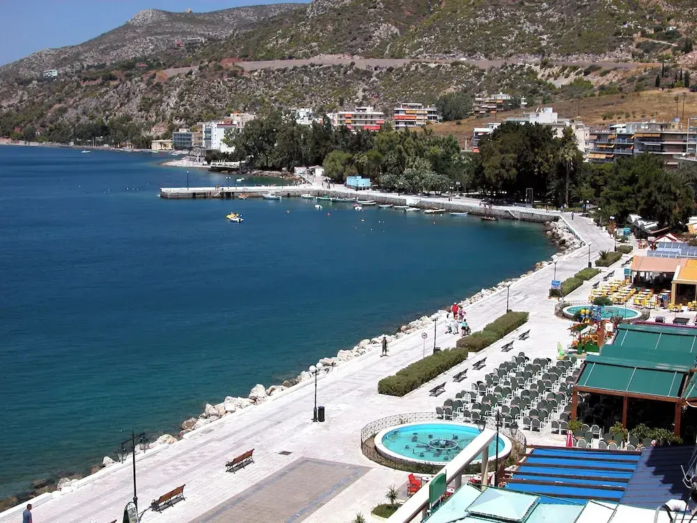 Grand Hotel Loutraki