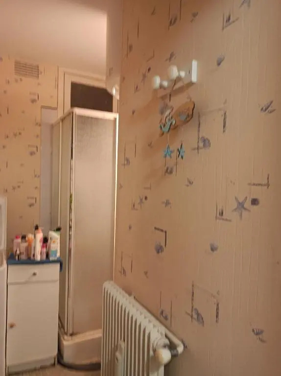 chambre chez l habitant mère Elvira le phare intérieur