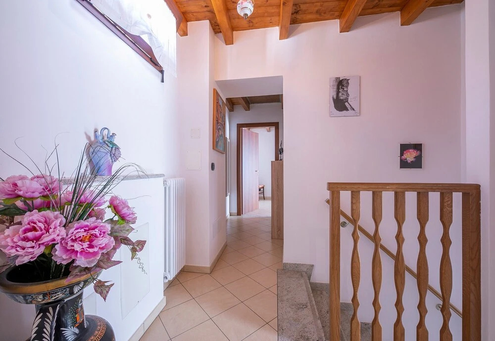 Casa Rondinelle in Castelveccana Old Town