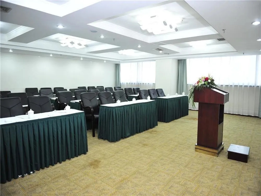 Kunming Greenlake View Hotel