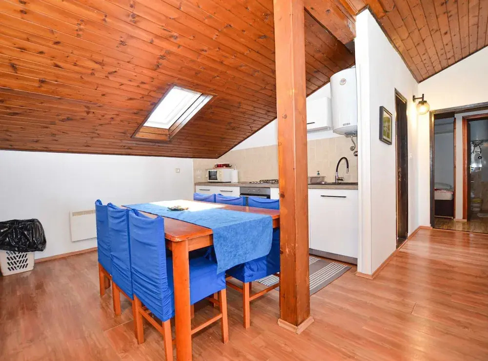 Classic and Elegant Rovinj Apartments With Balcony