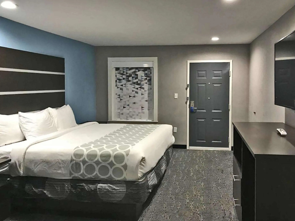 Rodeway Inn Calhoun South