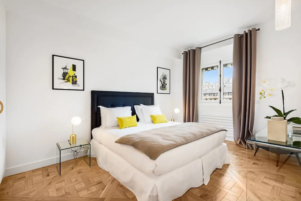Palais Nouveau - Two Bedroom Condo