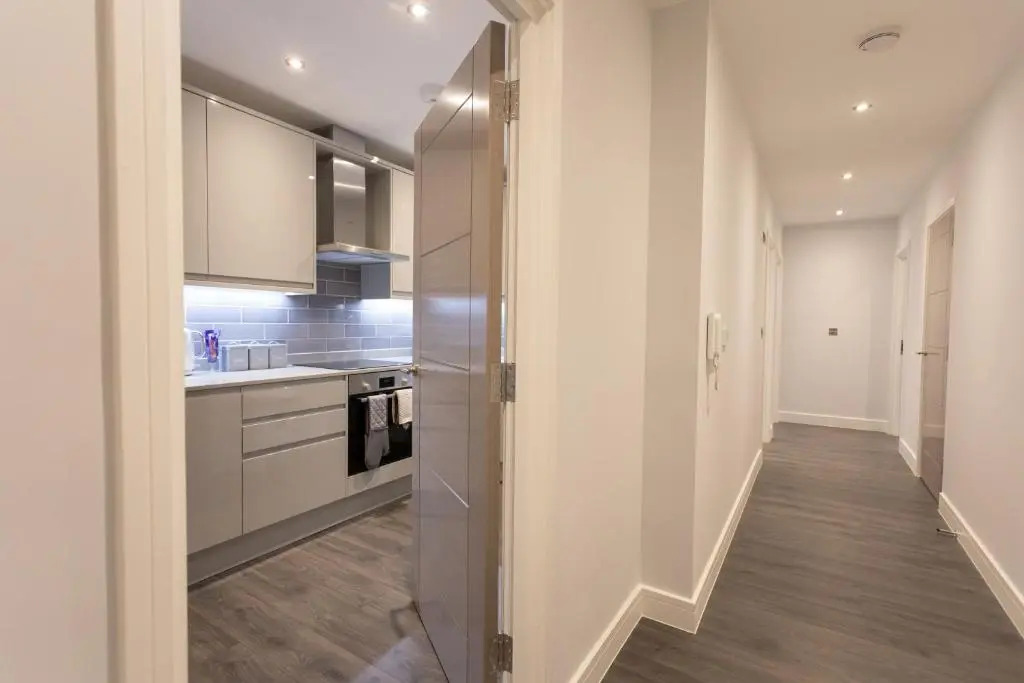 D  D Luxury Apartments